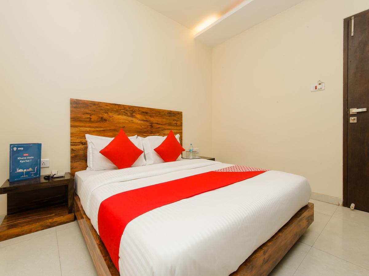 Hotel Sai Comforts Bapane Esterno foto