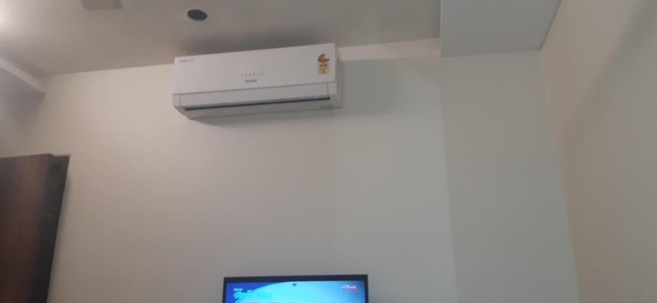 Hotel Sai Comforts Bapane Esterno foto